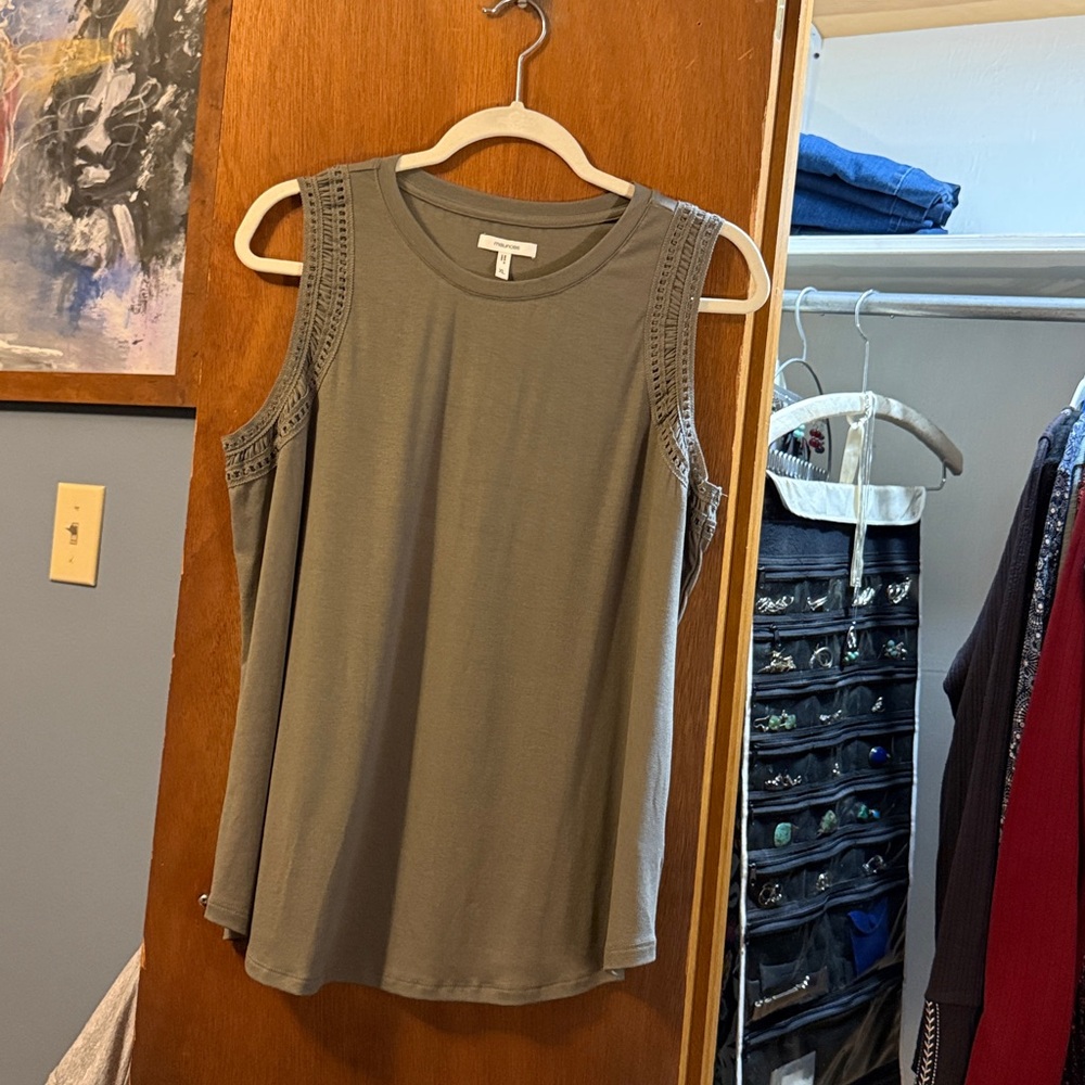NEW Maurices Lattice Trim Tank Top